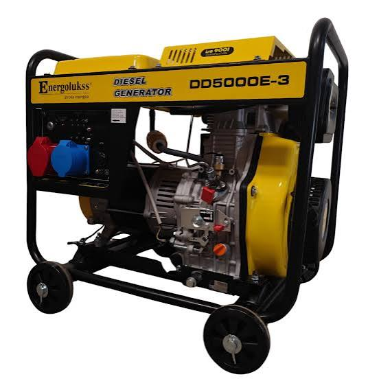 Dīzeļa ģenerators DD5000E-3